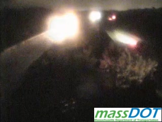 I-495 ME MM60.8 Southboro 1.3 mi N. of Ex 59 Rt 9 (North) live camera view