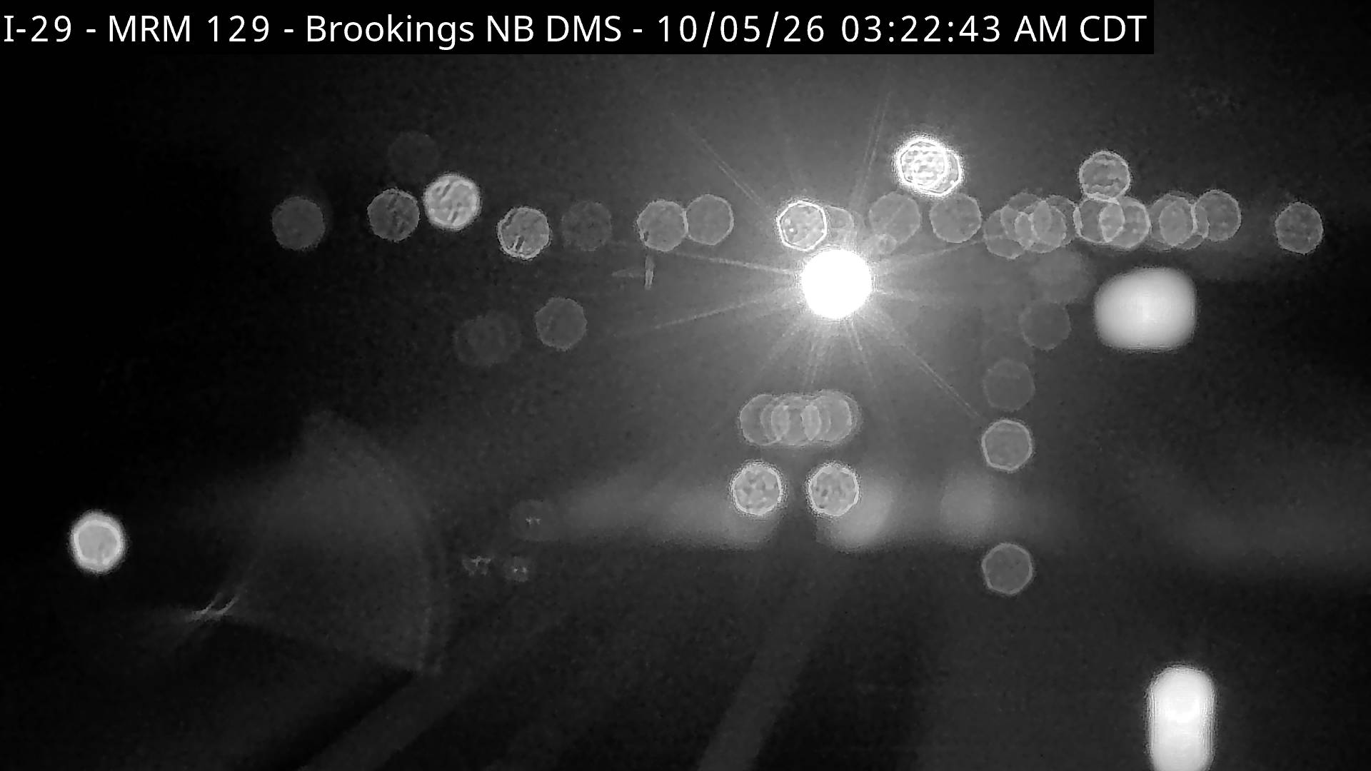 Brookings-6 miles south of town along I-29 @ MP 129 zoom (1) live camera view