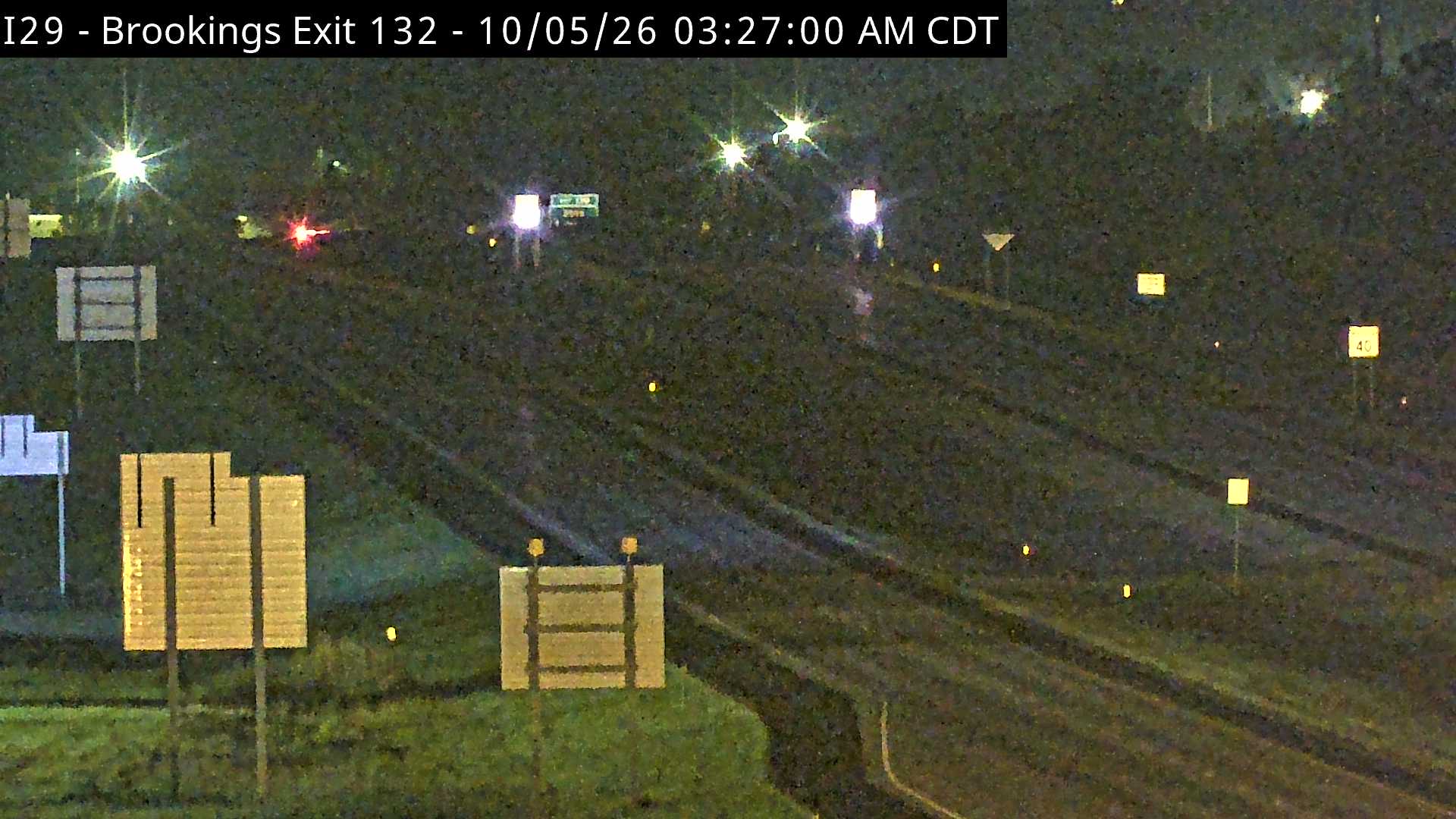 Brookings-3 miles south of town along I-29 @ MP 132 zoom (2) live camera view