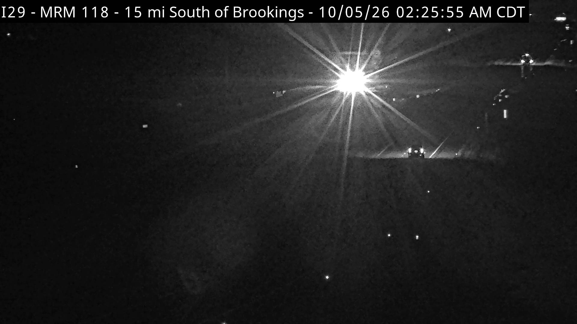 Brookings-15 miles south of town along I-29 @ MP 118 zoom (2) live camera view