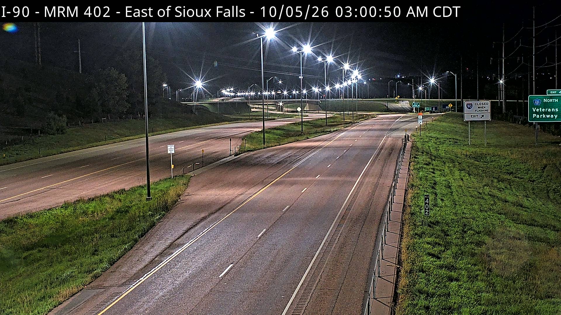 Sioux Falls - east of town along I-90 @ MP 402 (East) live camera view
