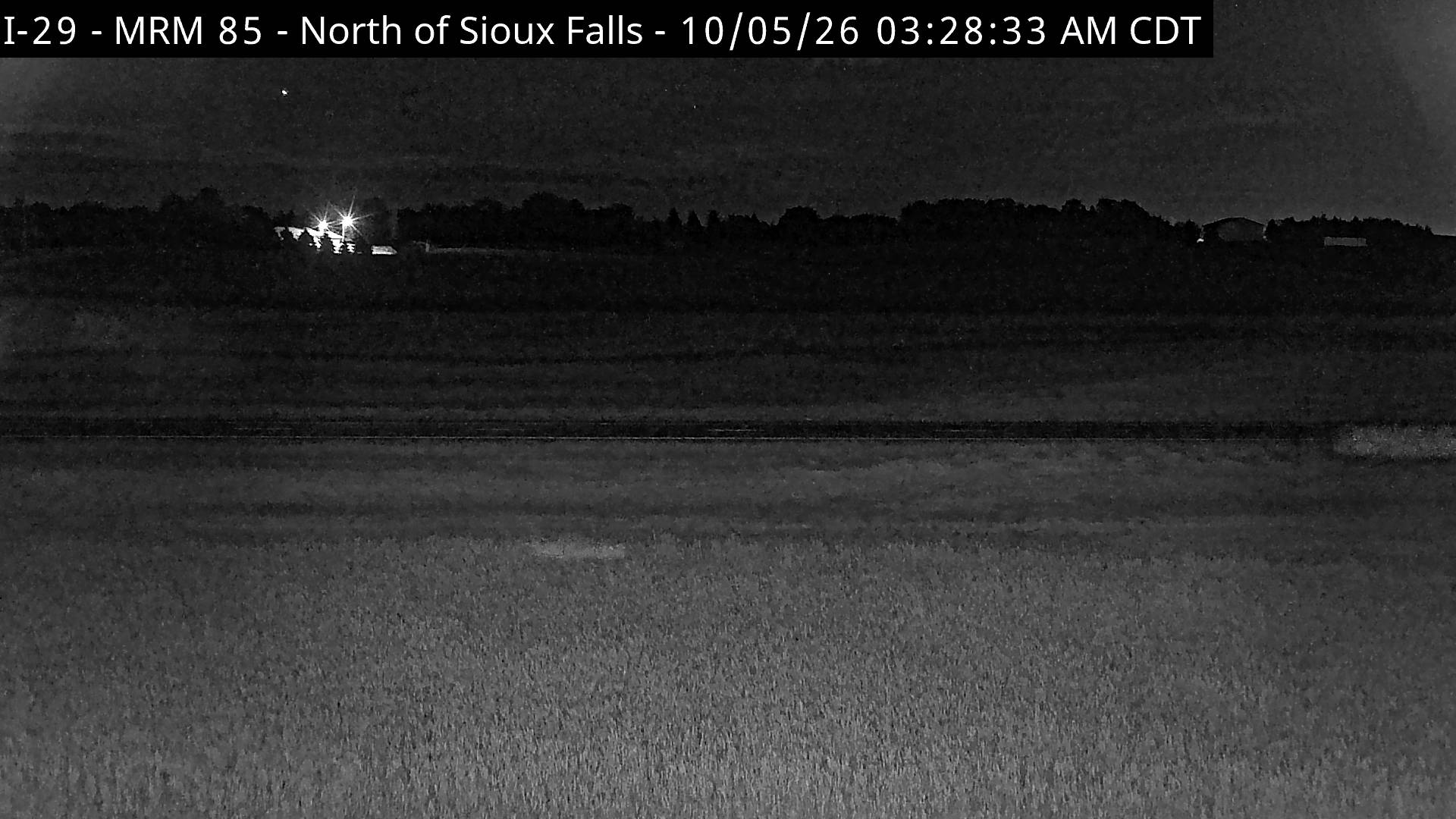 Sioux Falls - north of town along I-29 @ MP 85.3 (East) live camera view