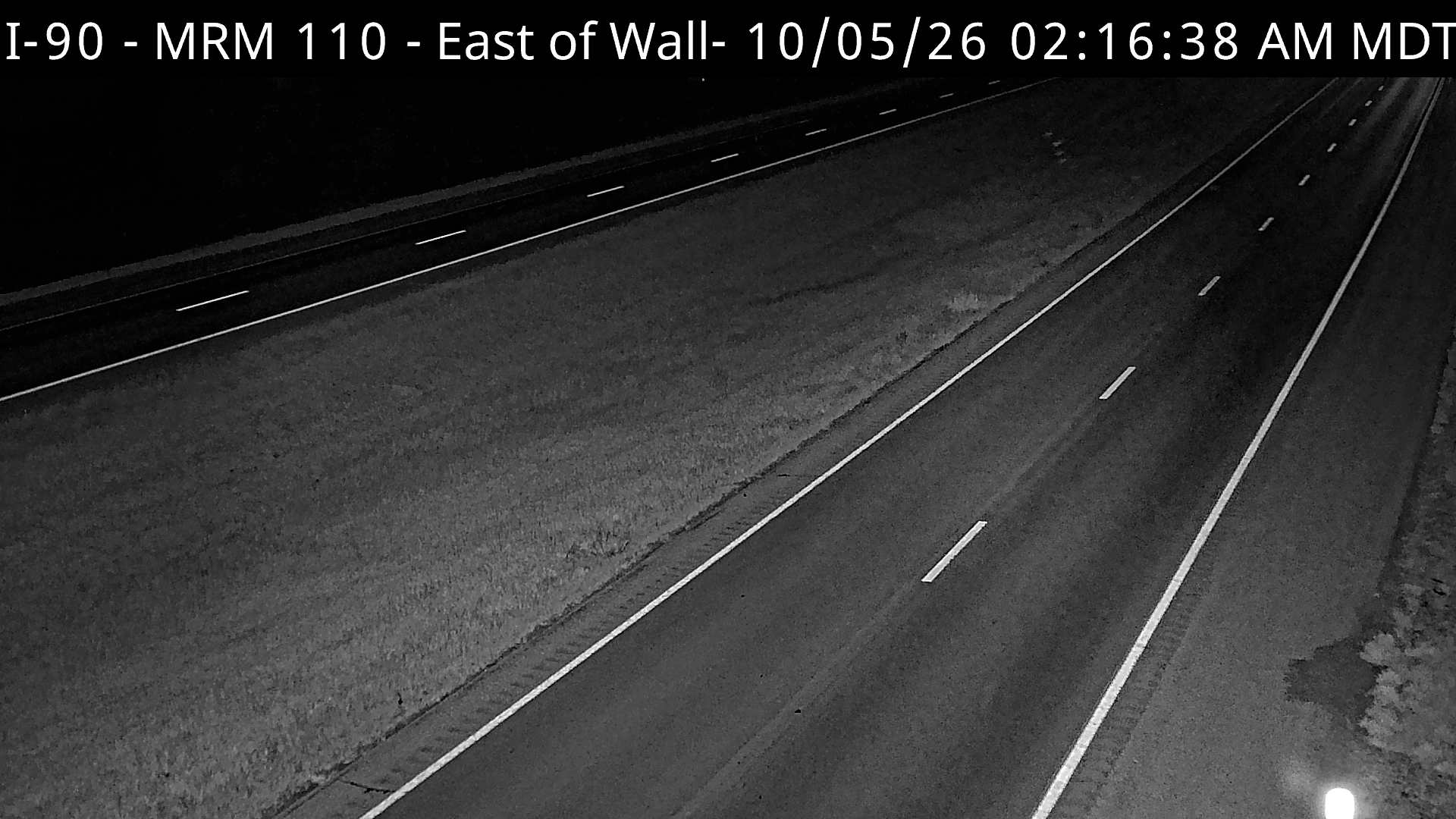 Wall - east of town along I-90 @ MP 111.5 (road surface) live camera view