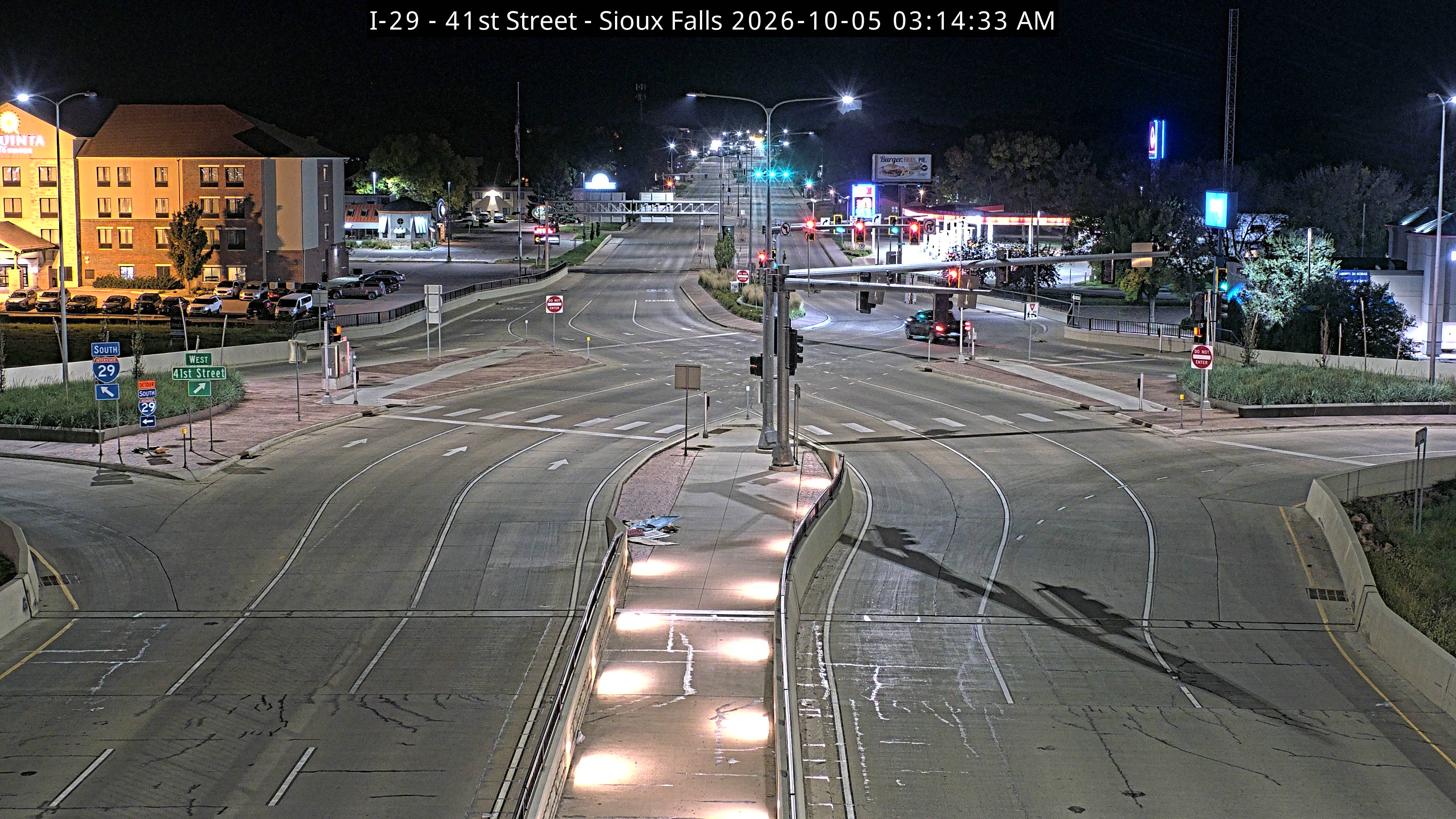 Exit 77 at 41st St (West) live camera view