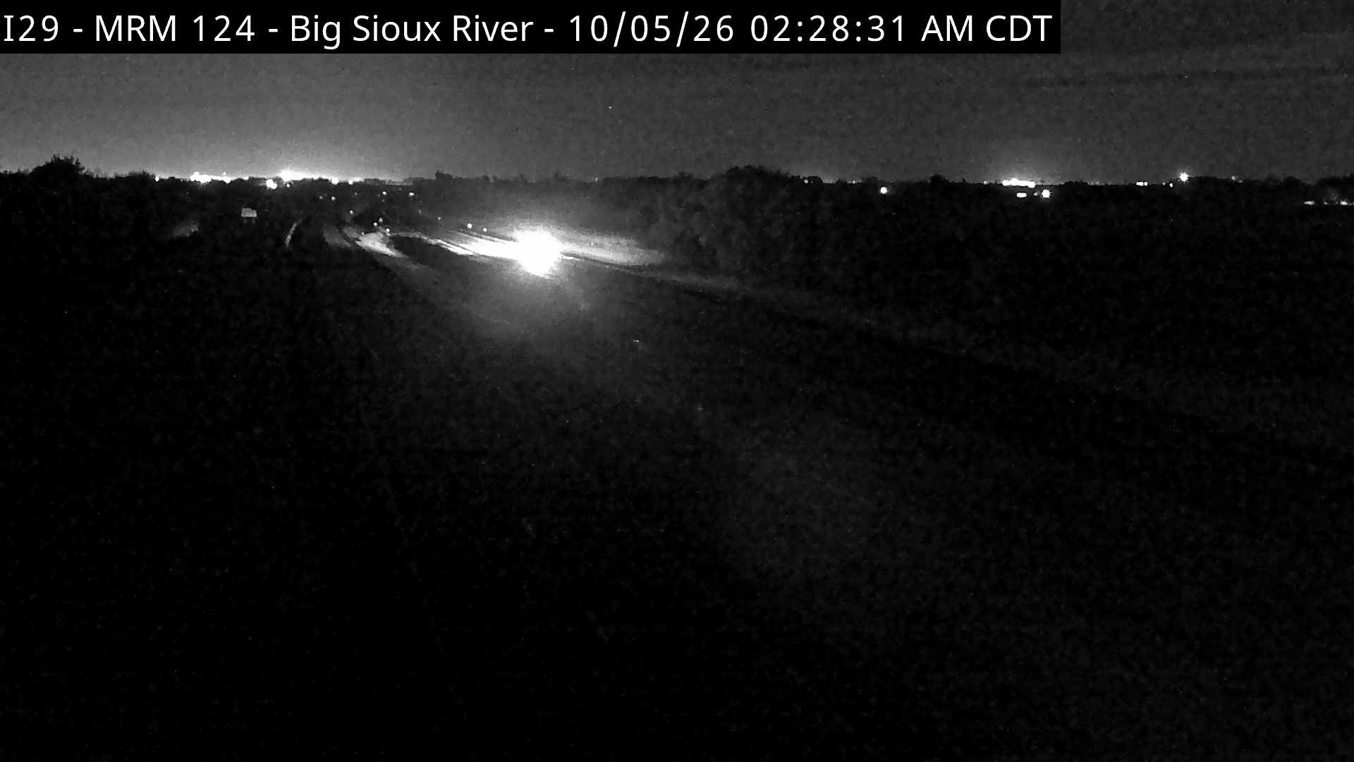 Big Sioux River- I-29 @ MP 124 (North) live camera view