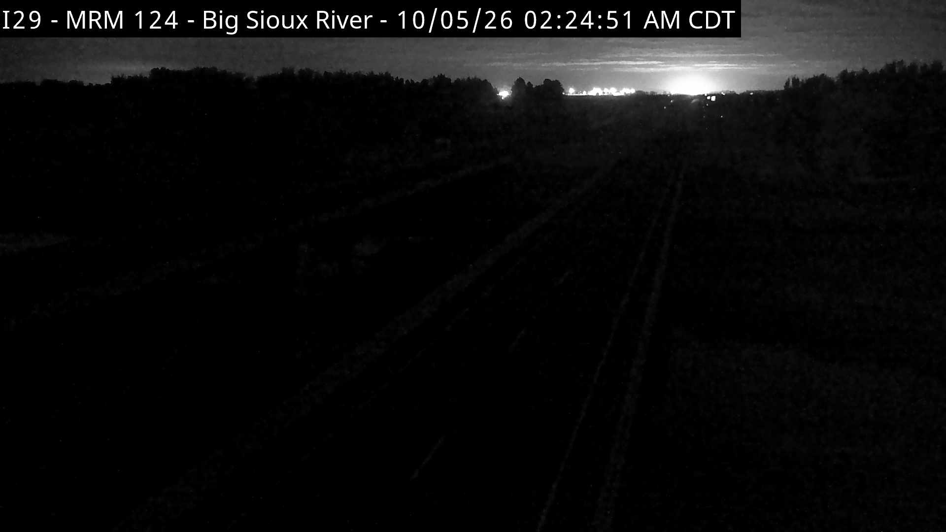 Big Sioux River- I-29 @ MP 124 (South) live camera view