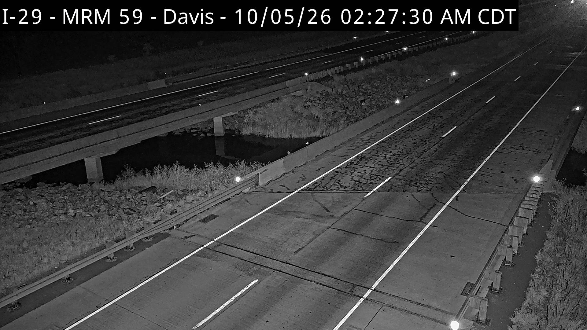Davis - east of town along I-29 @ MP 59 bridge live camera view