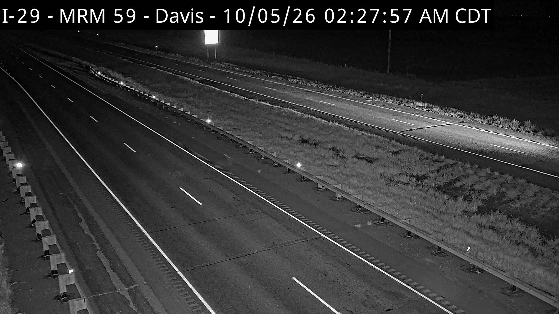 Davis - east of town along I-29 @ MP 59 (road surface) live camera view