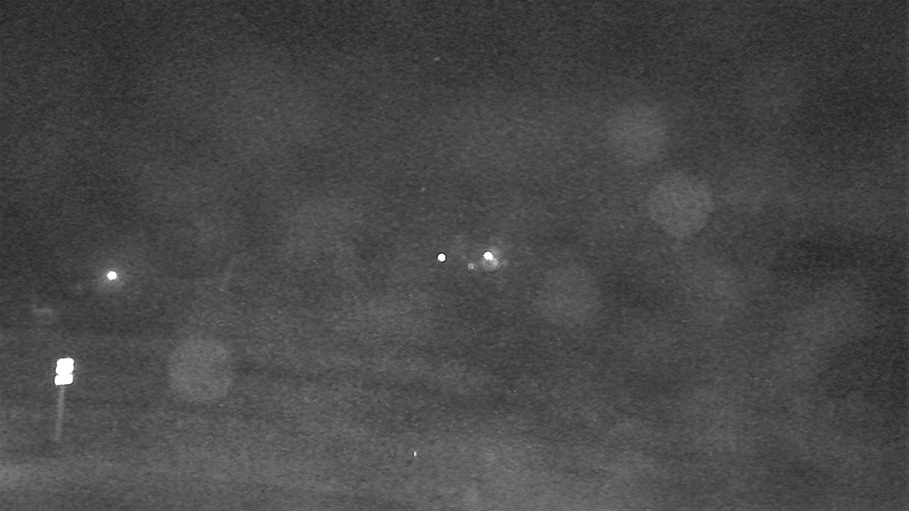 US 2 Chinook (North) live camera view