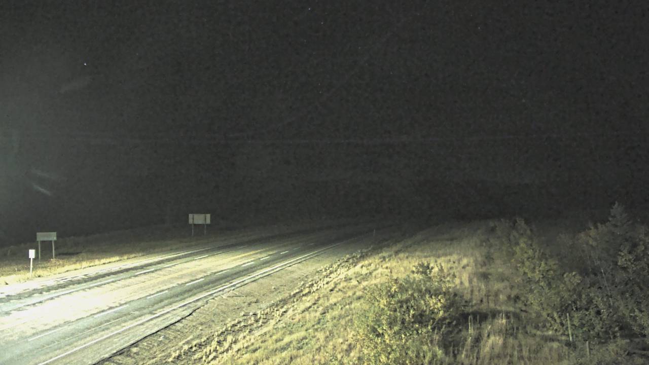 US 12 MacDonald Pass (West) live camera view