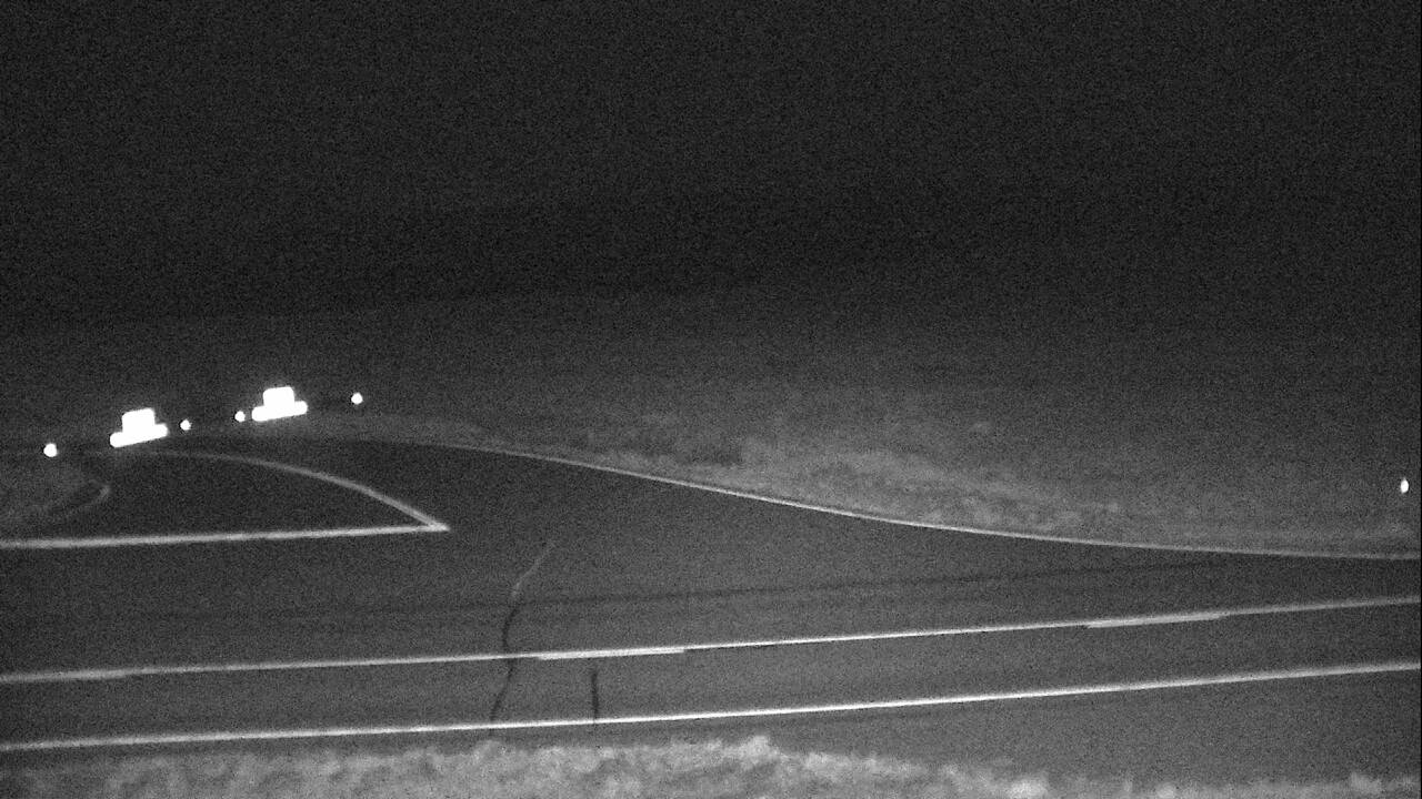 MT 59 Biddle (Roadway) live camera view