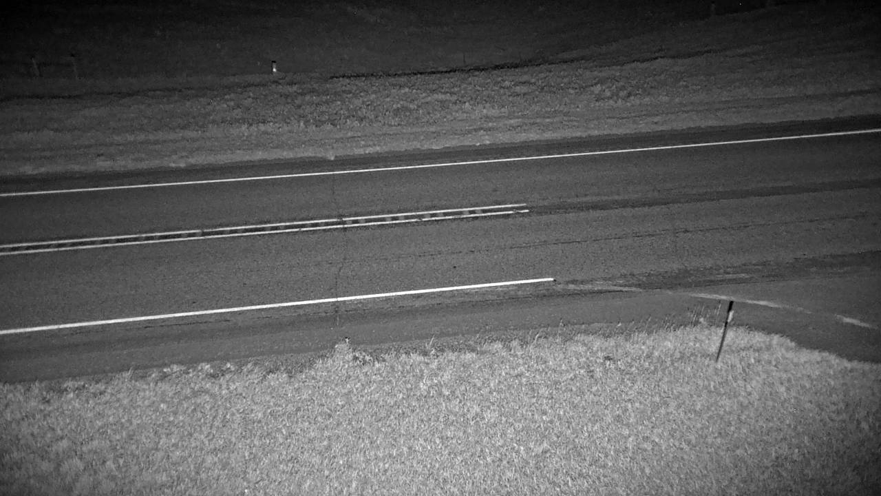 US 12 Government Hill (Roadway) live camera view