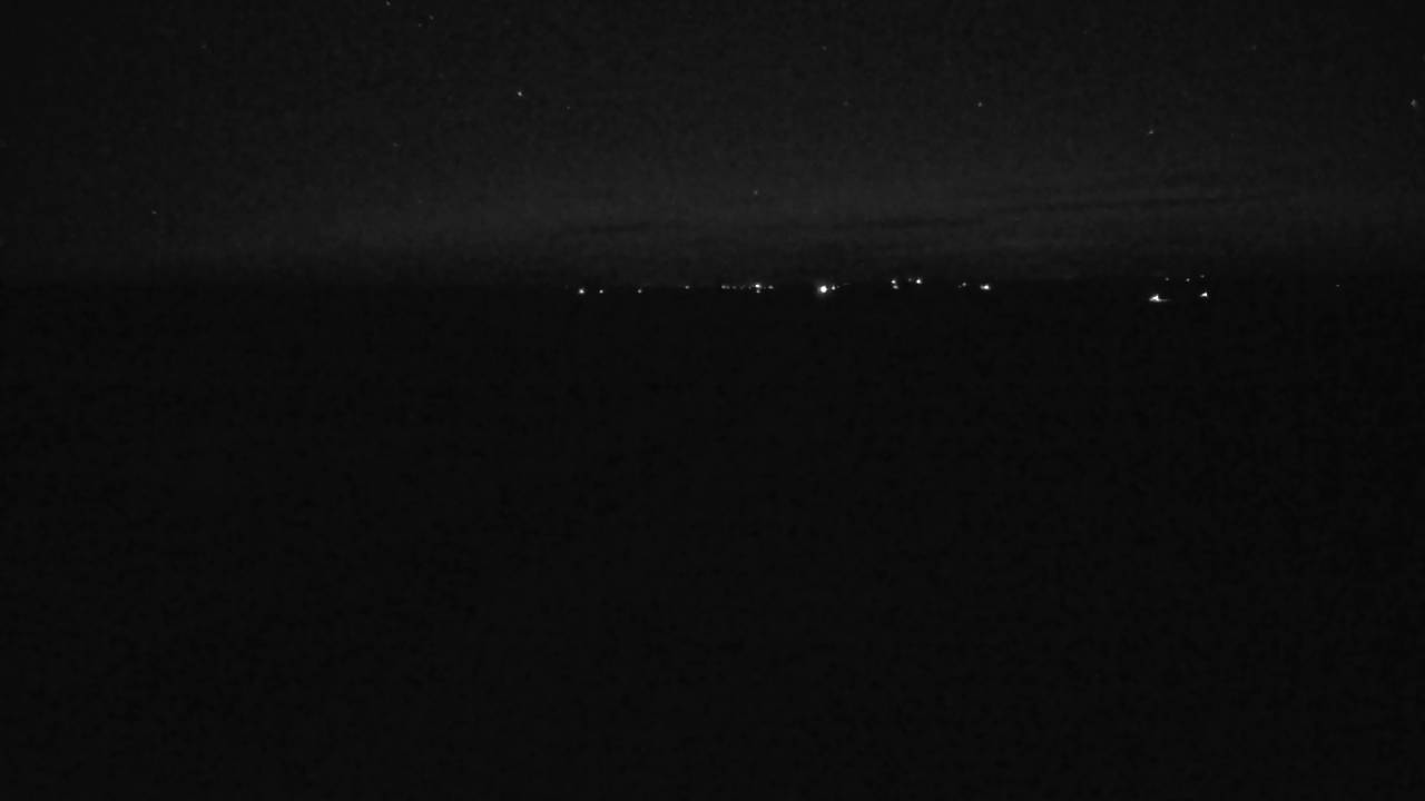 MT 13 McDonalds (South) live camera view