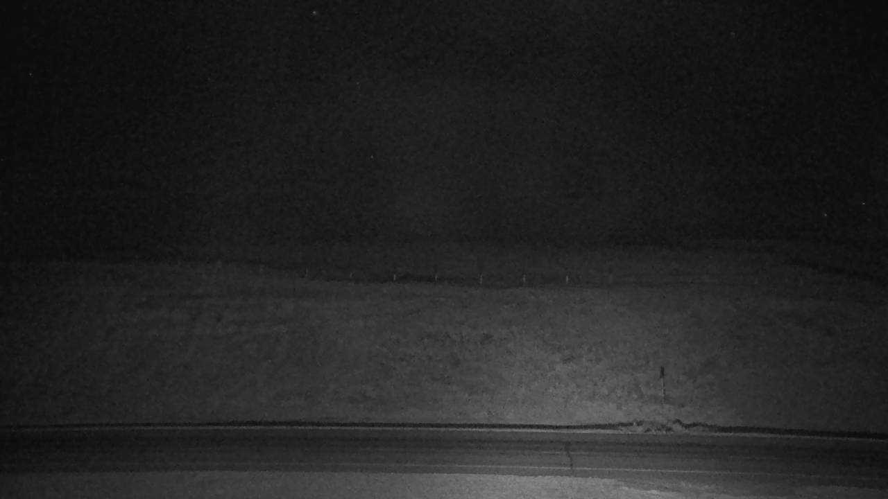 I-15 Sweet Grass (West) live camera view