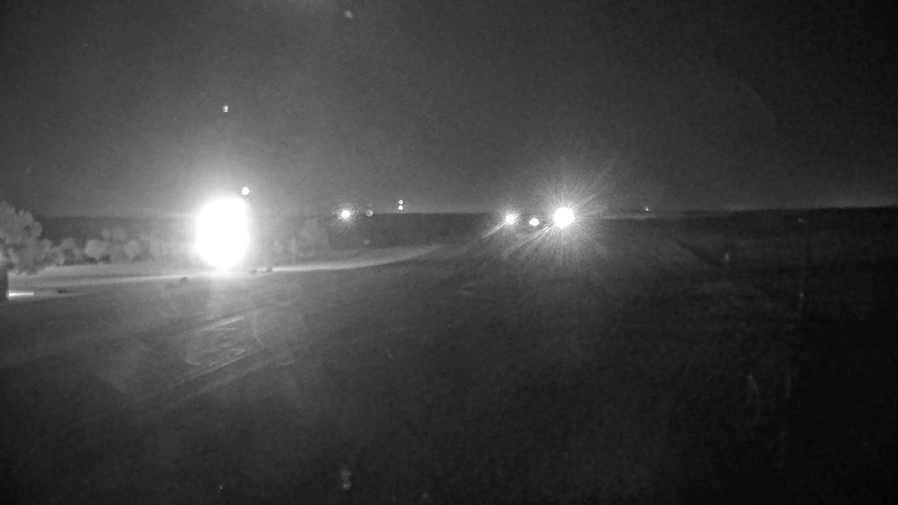 US-2 Stateline (East) live camera view