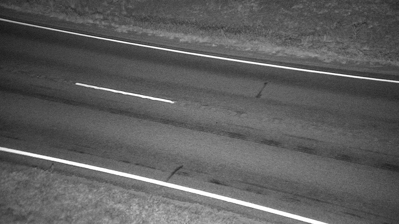 MT 200 Trout Creek (Roadway) live camera view
