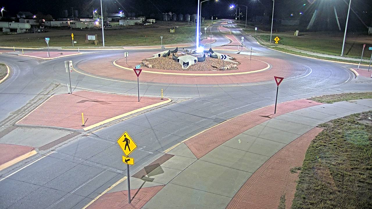 US 2 Poplar (Northeast) live camera view