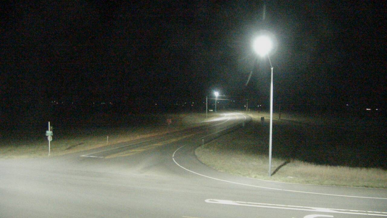 US 287 Spokane Creek (Intersection) live camera view