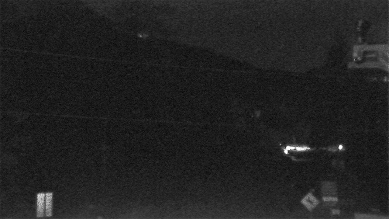 MT 35 Yellow Bay (South) live camera view