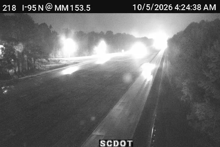 I-95 N @ MM 153.5 (Center Rd) live camera view