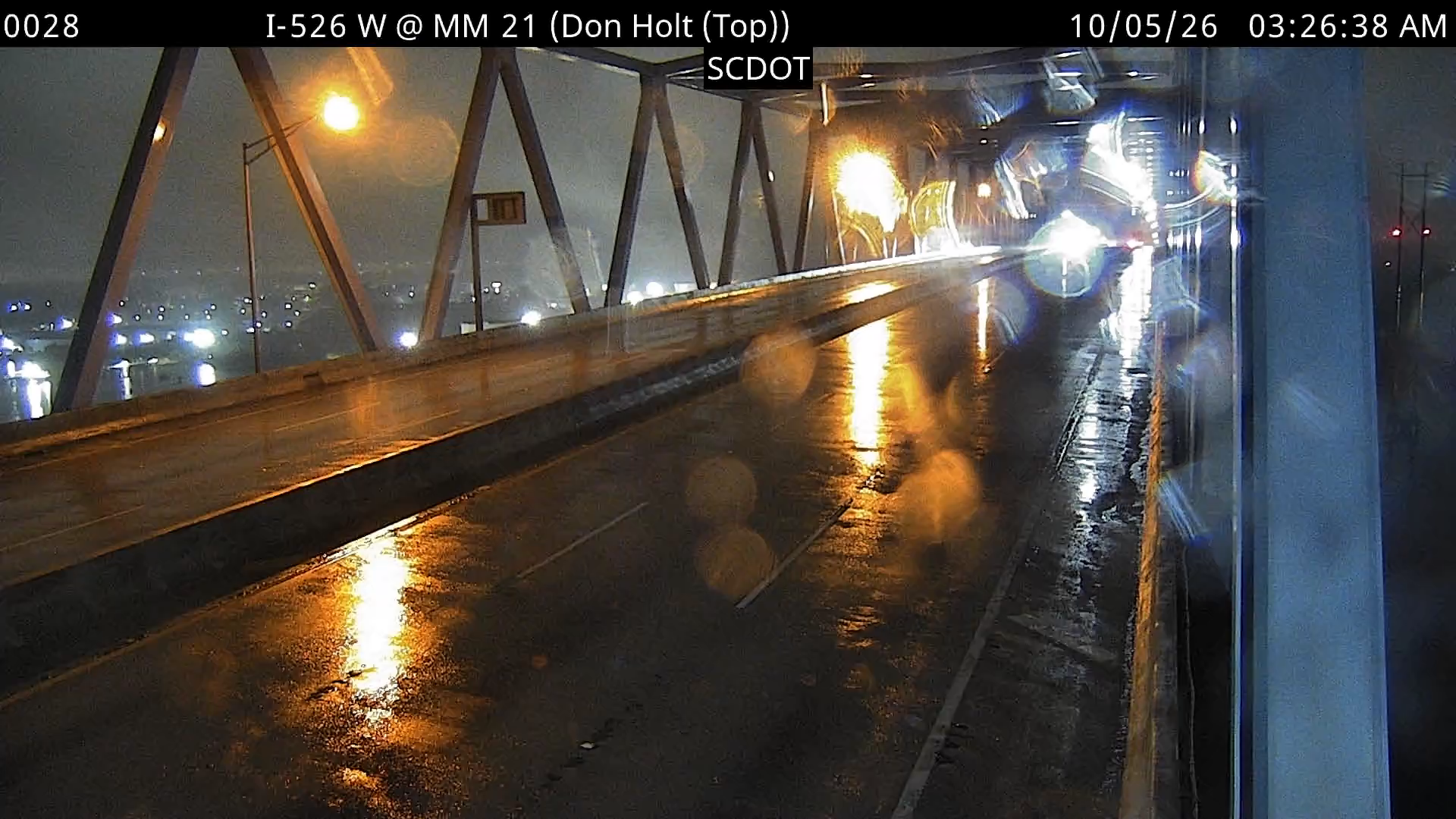I-526 W @ MM 21 (Don Holt (Top)) live camera view