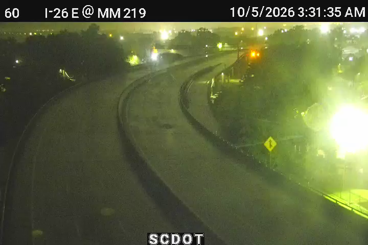 I-26 E @ MM 219 (Morrison/East Bay St) live camera view