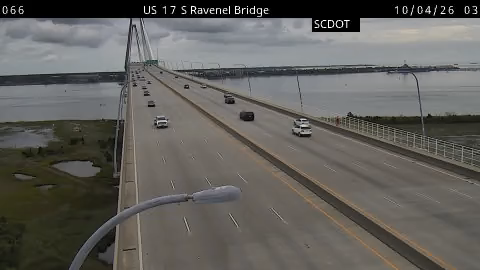 US 17 S in Charleston (Arthur Ravenel Jr. Brdg, 1) live camera view
