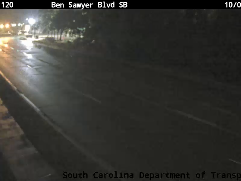 SC 703 Ben Sawyer Blvd SB @ Center St Ext live camera view