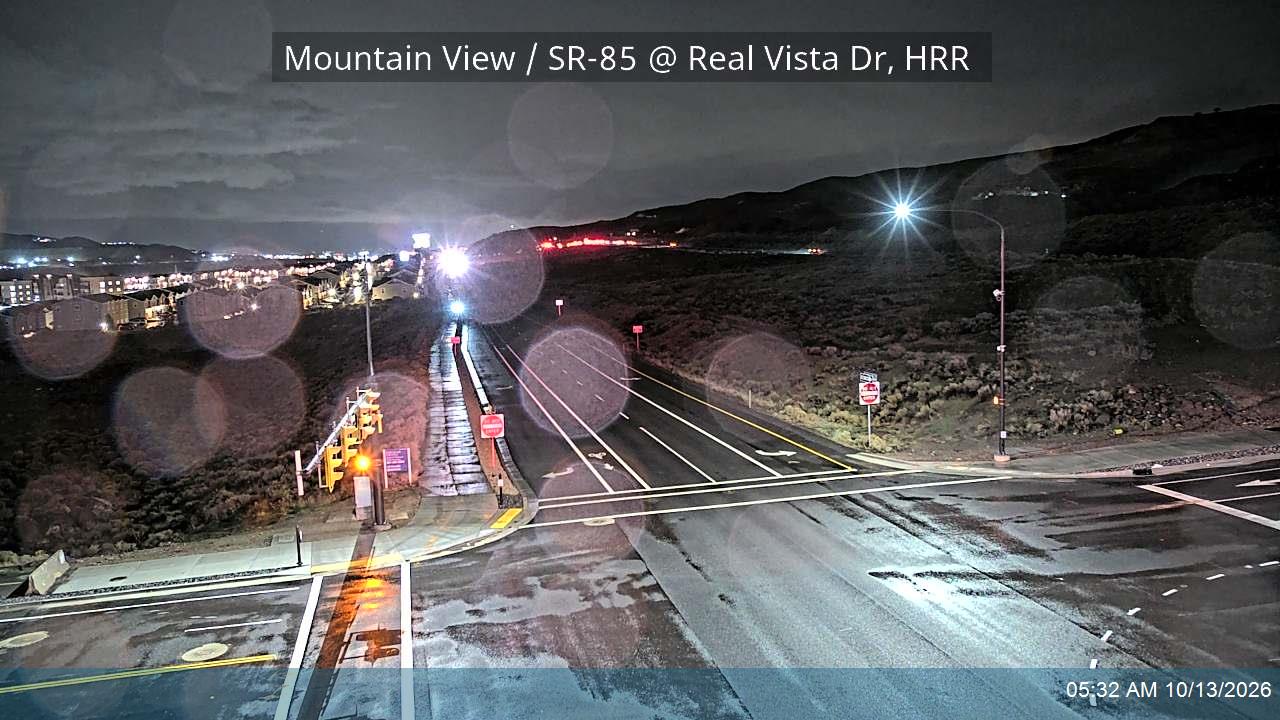 Mountain View / SR-85 @ Real Vista Dr, HRR live camera view