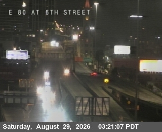TV316 -- I-80 : 6th Street live camera view