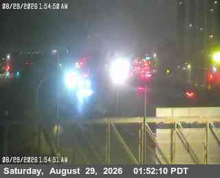 TV107 -- I-80 : Powell Street live camera view