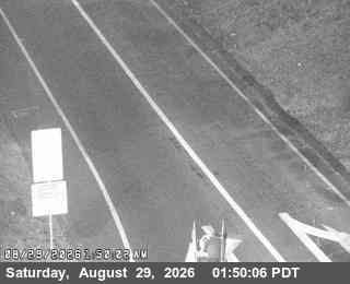 TVH24 -- I-80 : Pinole Valley Road live camera view