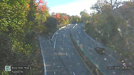 Bronx River Parkway at Pipeline Road live camera view
