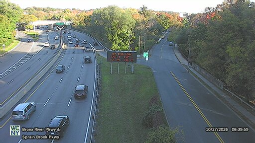 Bronx River Parkway at Sprain Brook Parkway live camera view