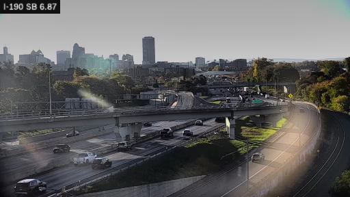 I-190 MP 6.87 SB South of the Peace Bridge live camera view