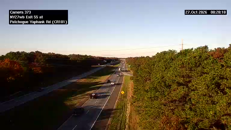 NY27 at E. Patchogue-Yaphank Road (CR101) live camera view