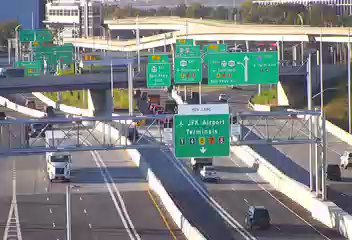 I-678 at 133rd Avenue Northbound live camera view
