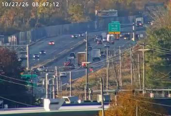 I-81 north of Exit 27 (EM Shop) live camera view