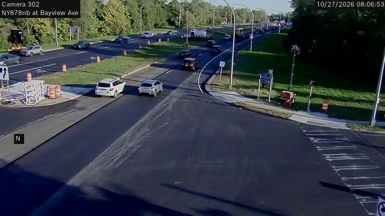NY878 at Bayview Avenue live camera view