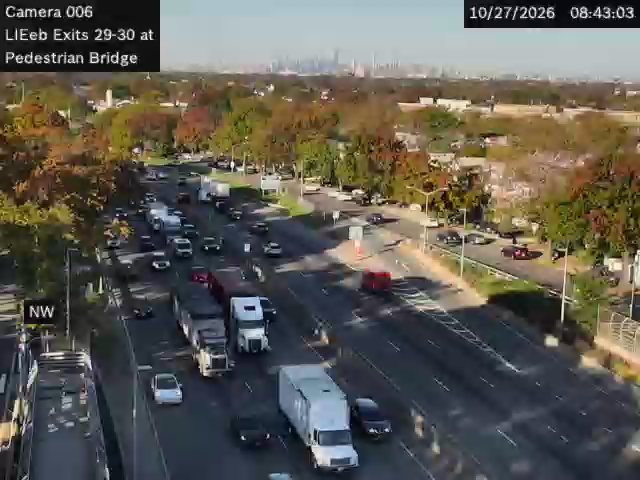 I-495 at East Hampton Blvd Pedestrian Br live camera view