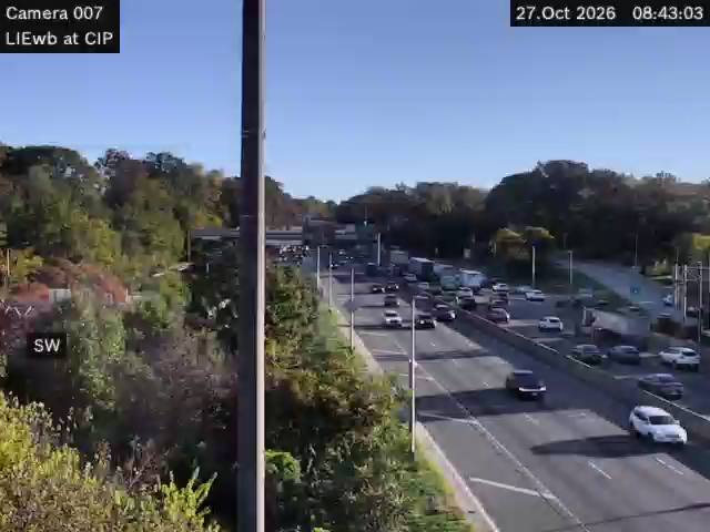 I-495 at Cross Island Pkwy. live camera view
