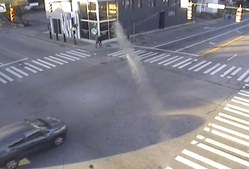 Portand Ave at Norton St live camera view