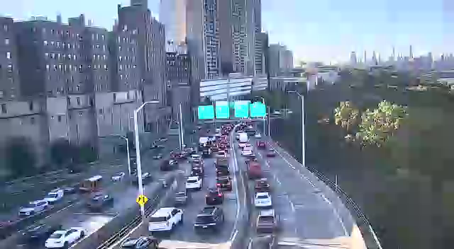 Henry Hudson Pkwy at W. 177 Street live camera view