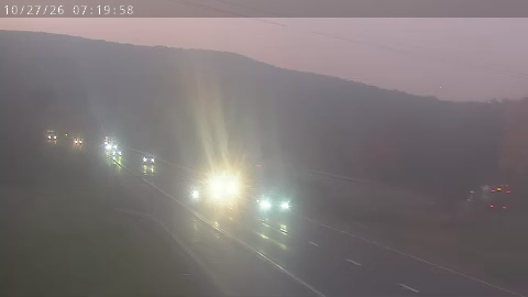 I-81 north of Exit 16 (Nedrow) live camera view