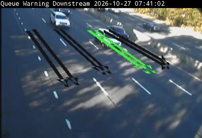 SSP EB at Exit 17 (Downstream) live camera view