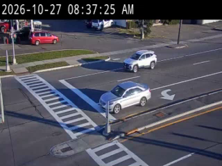 NY434 @ Clayton Ave live camera view