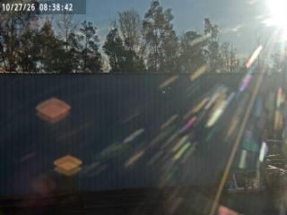 Willis Ave Park-N-Ride Lot live camera view