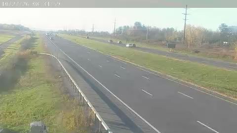 I-81 south of Exit 31 (Brewerton) live camera view