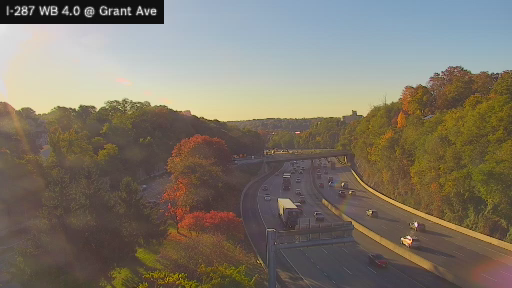 I-287 MP 4.00 WB at Interchange 7 (North White Plains - Taconic State Parkway) live camera view