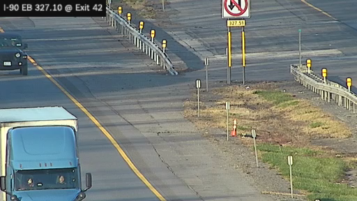 I-90 MP 327.10 EB at Interchange 42 (Geneva) live camera view